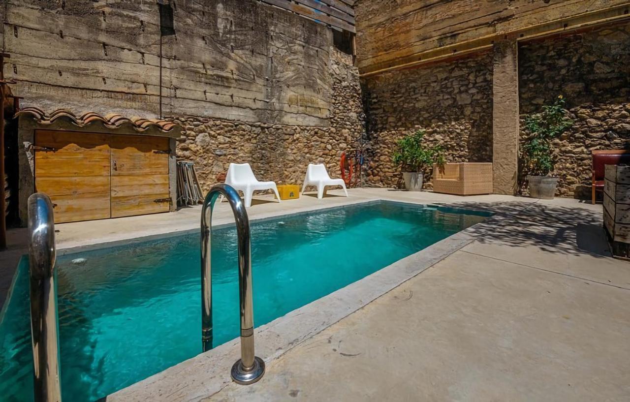 Pool Boutique Apartment Girona Exterior photo